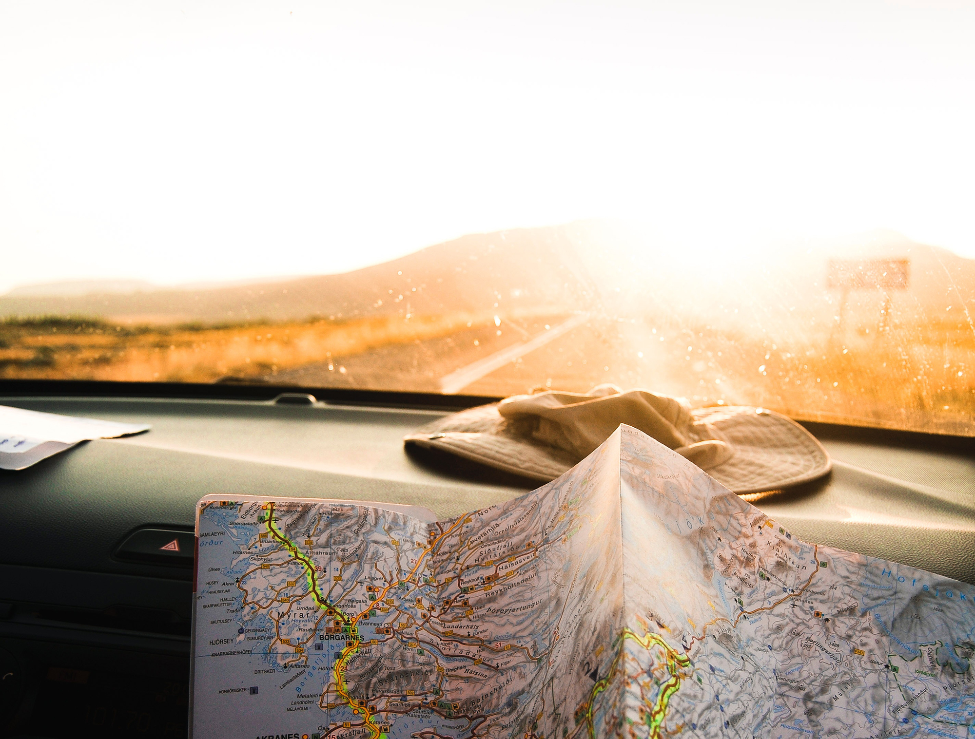 instrumentbræt med kort.jpg